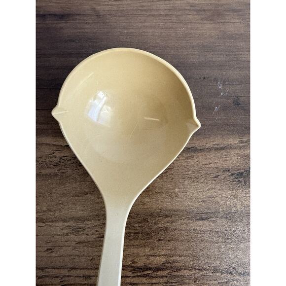 VTG Ecko Ladle Kitchen Utensil Double Pour Spout Beige USA Made - Picture 2 of 6